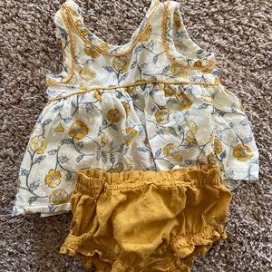 Lali baby outfit 6-12 MOs
